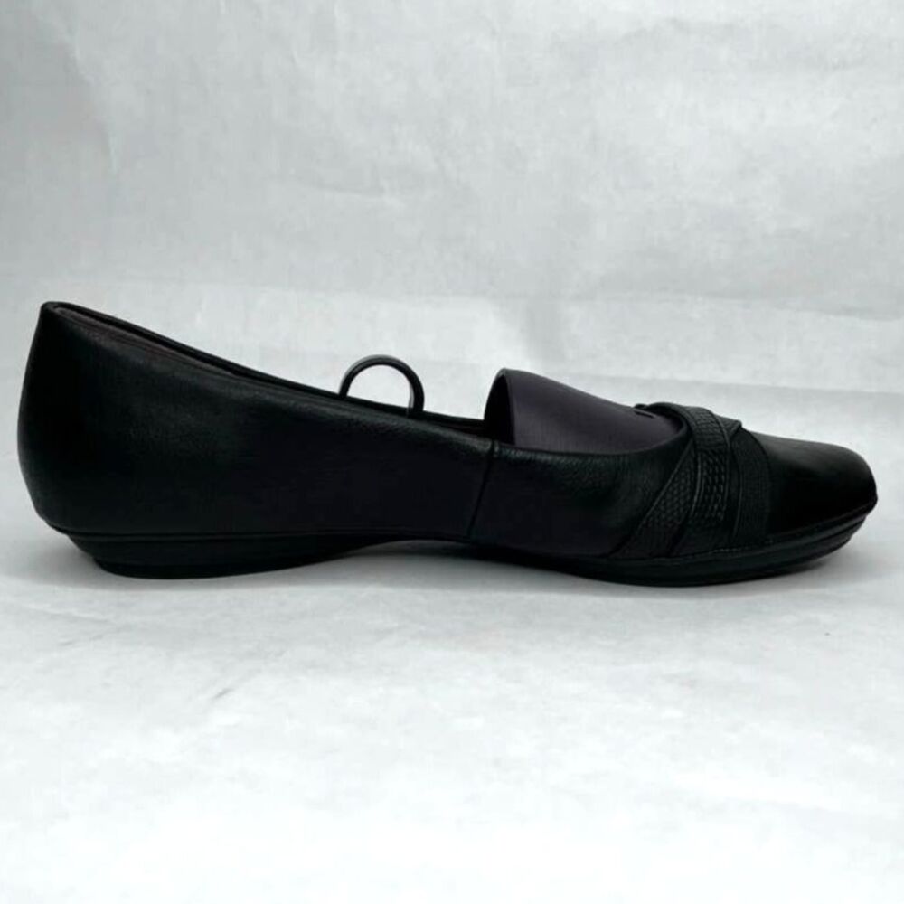 EUROSOFT SHAINA ALL BLACK SLIP-ON ROUND TOE BLACK FLAT CASUAL WOMENS SIZE 8.5M - Picture 6 of 8